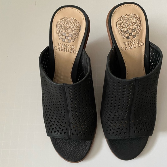 Vince Camuto Peep toe sandal - Picture 7 of 13